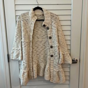Free People cream cardigan. Size: M